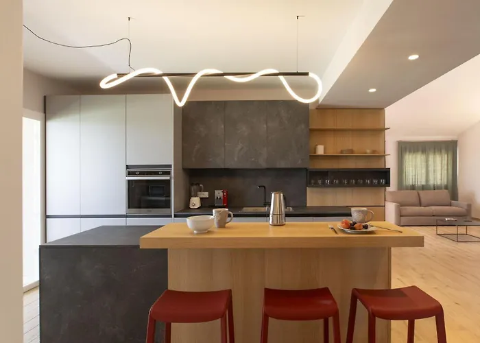 Aversa By Posarellivillas