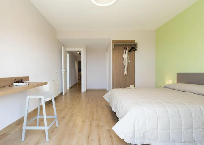 Vila Aversa By Posarellivillas *