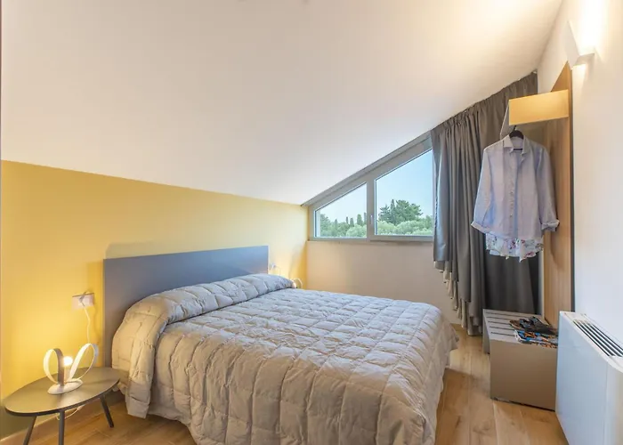 Aversa By Posarellivillas