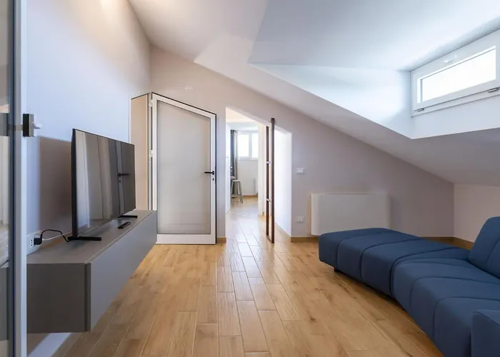 Aversa By Posarellivillas * Castellammare del Golfo